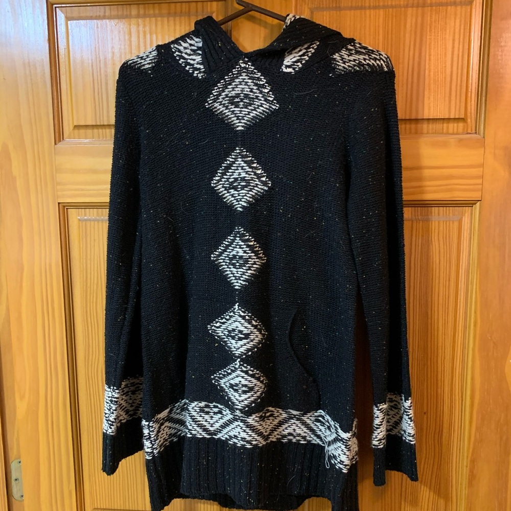 Pull over sweater